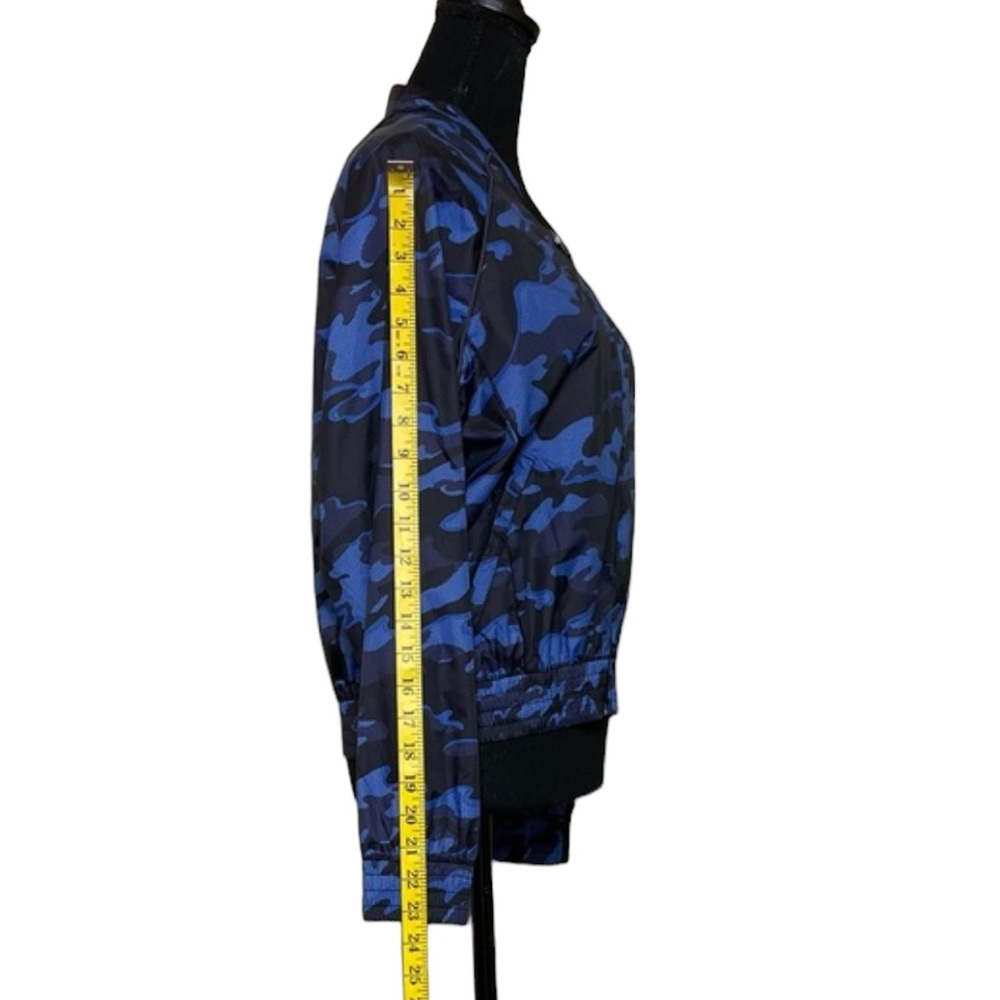 Ivy Park Cropped Camo Zip-Up Bomber Jacket (B) - Picture 9 of 14